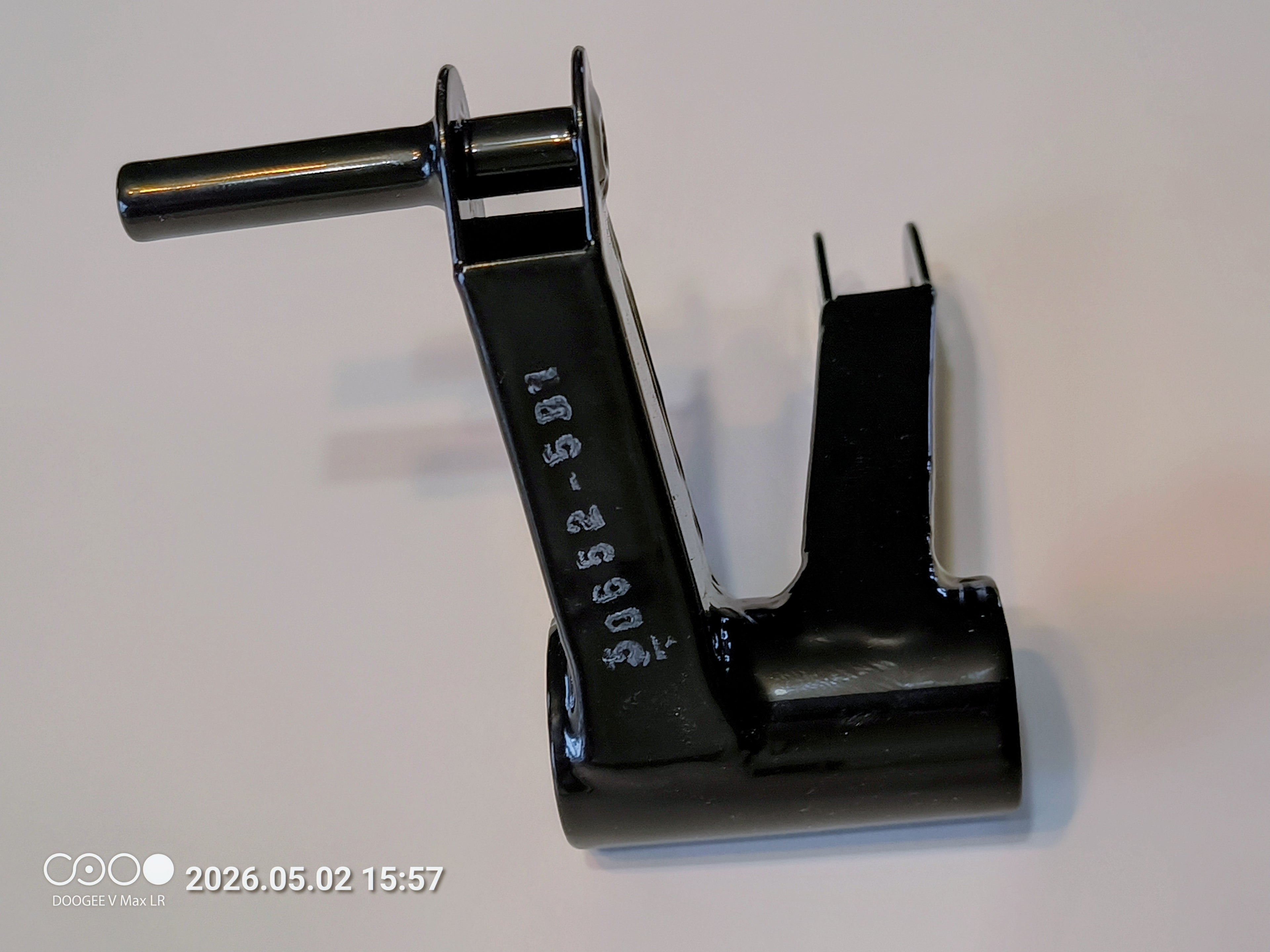 30652-501 Bellcrank, left