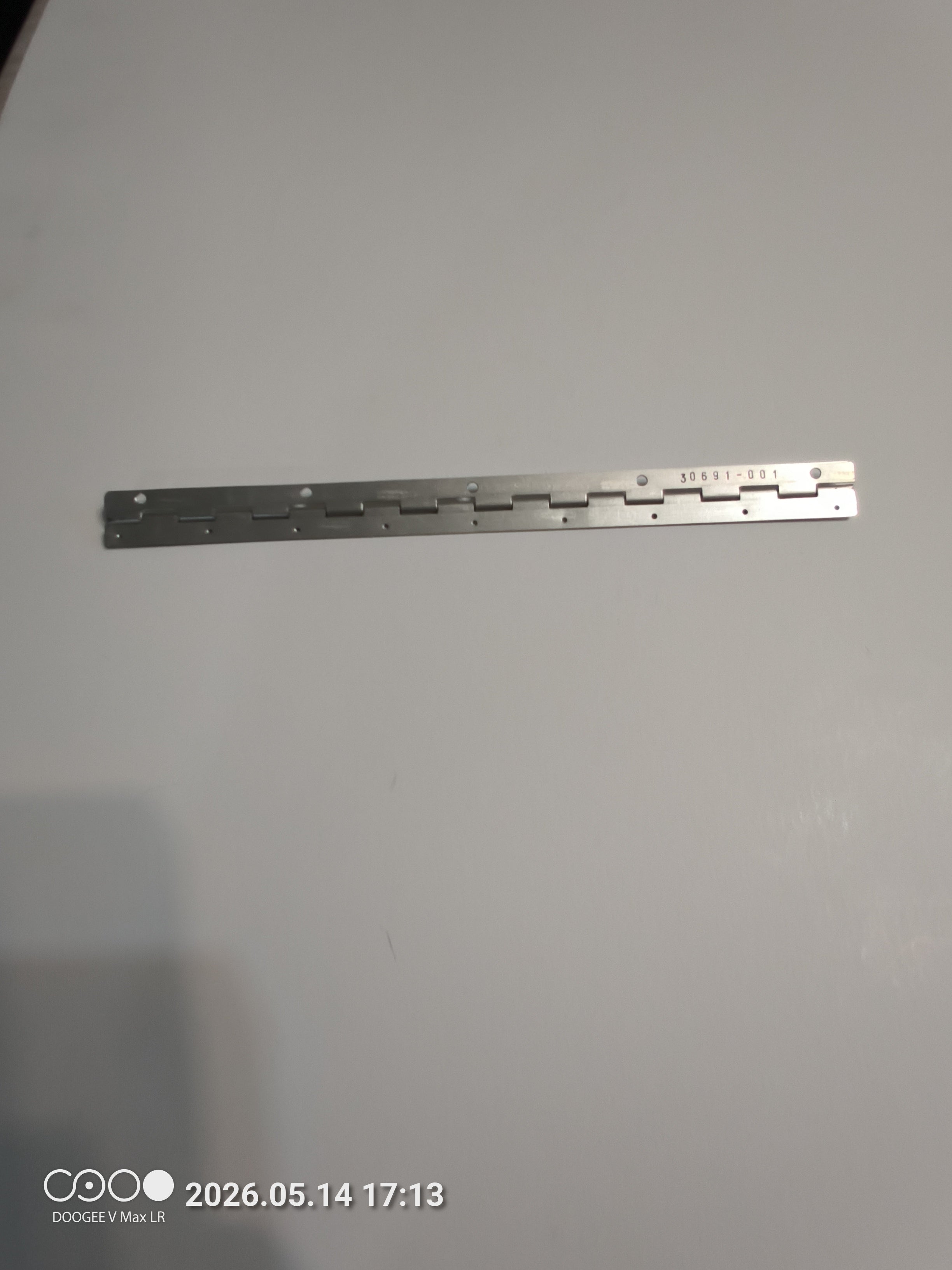 30691-001 Hinge, trim tab