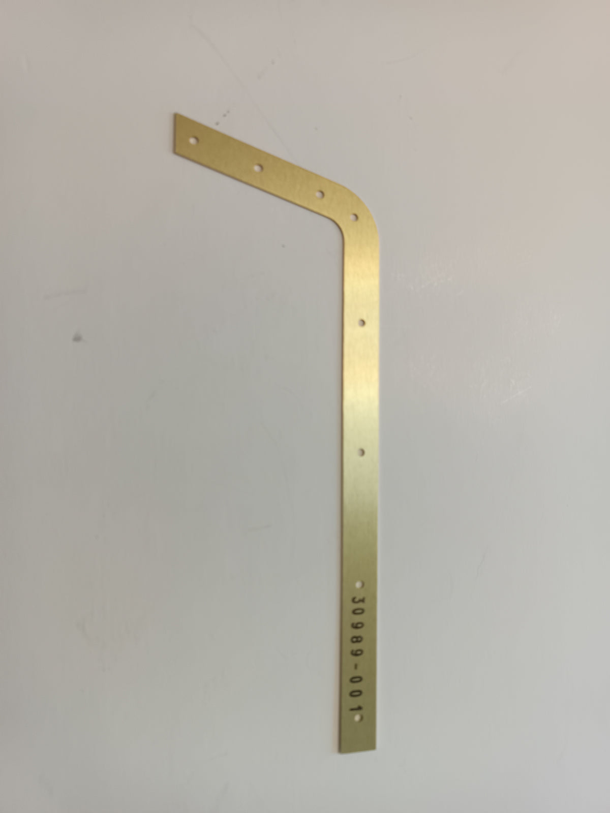 30989-001 Strip, engine baffle right front
