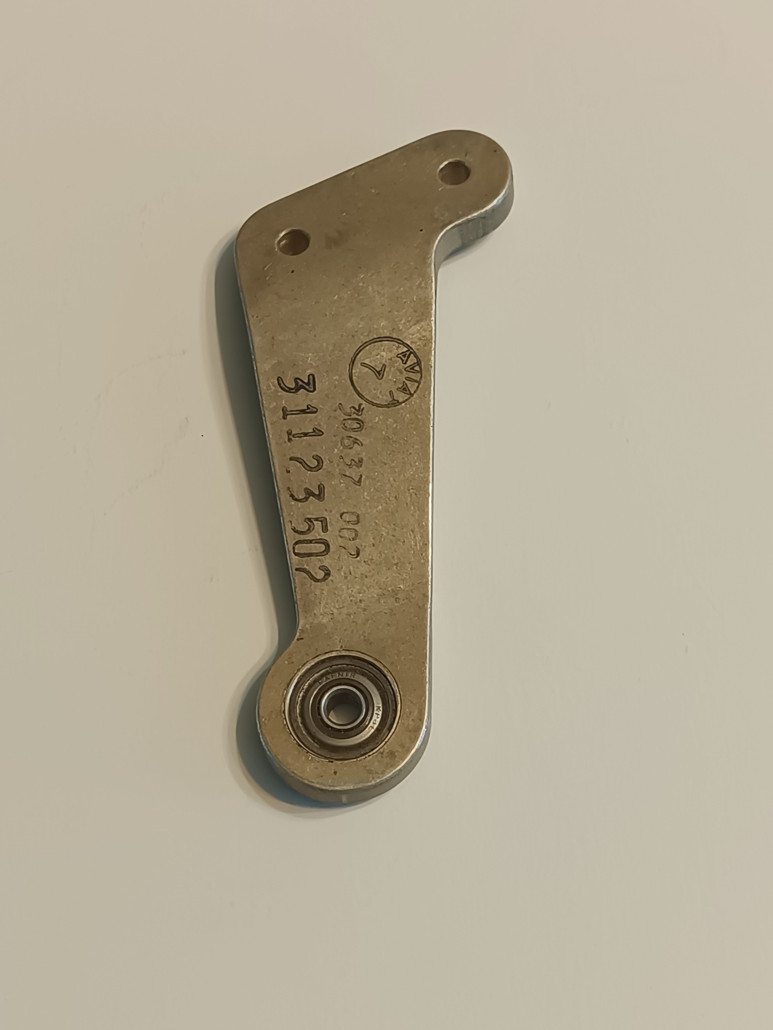 31123-502 Arm assembly, aileron
